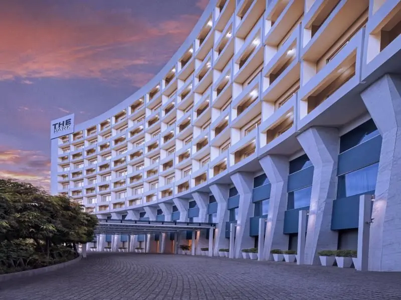 Hotel Spa in Connaught Place