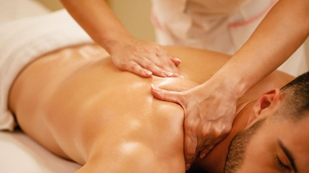 Sandwich Massage